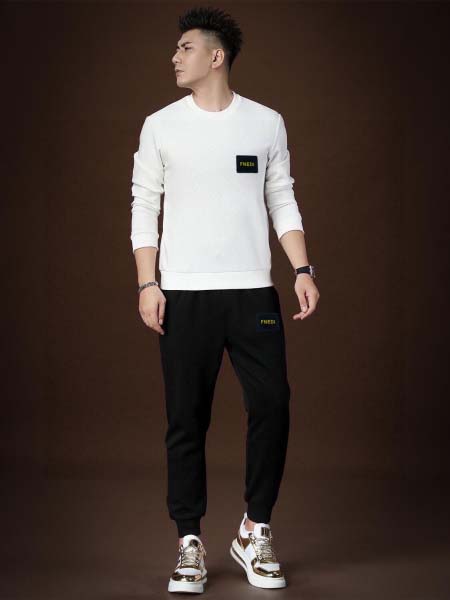 2025年3月30日入荷新作FENDI春秋メンズ 上下セット...