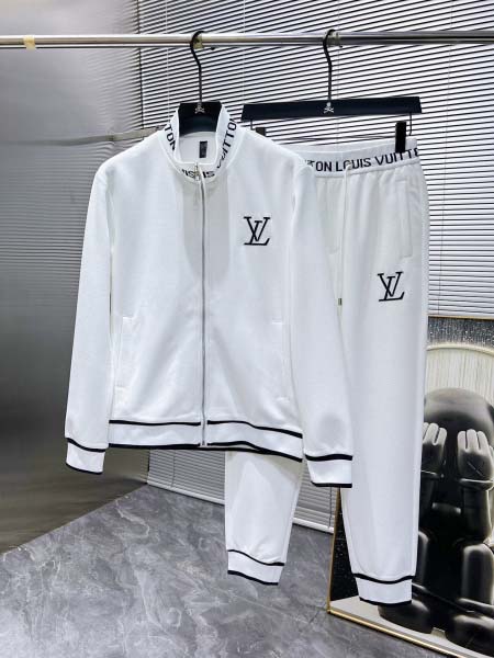 2025年3月30日入荷新作Louis Vuitton春秋メ...