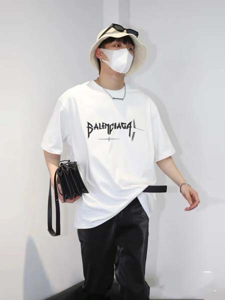 2025年3月30日入荷春夏新作Balenciaga半袖 t...