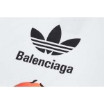 2025年3月30日入荷春夏新作Balenciaga半袖 tシャツYP工場