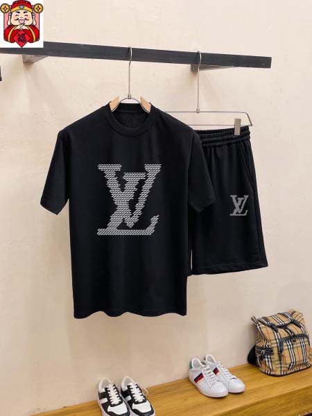 2025年4月2日入荷新作Louis Vuitton夏メンズ 上下セットM-5XL/zhan工場