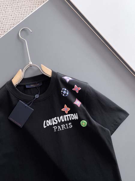 2025年4月3日入荷新作Louis Vuitton半袖 Tシャツ高級品/LD工場