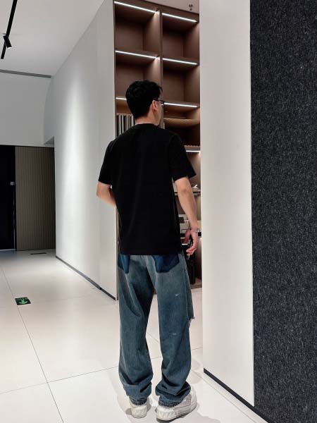 2025年4月3日入荷新作Gucci半袖 Tシャツ高級品/LD工場