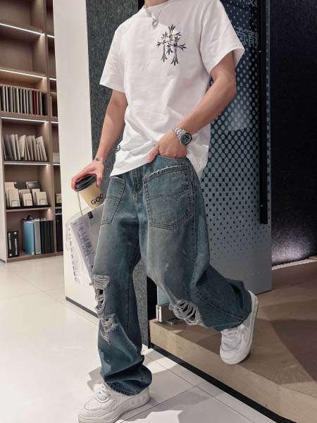 2025年4月3日入荷新作Chrome hearts半袖 Tシャツ高級品/LD工場