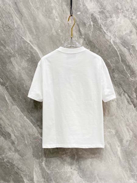 2025年4月3日入荷新作GUCCI半袖 Tシャツ高級品/LD工場