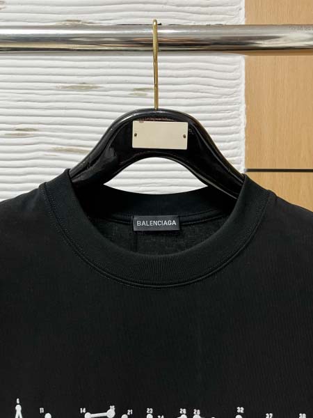 2025年4月3日入荷新作BALENCIAGA半袖 Tシャツ高級品/LD工場