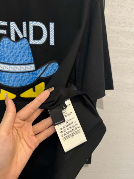 2025年4月4日入荷新作Fendi半袖 Tシャツ高級品/LD工場