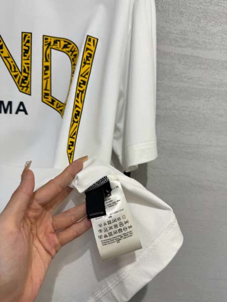 2025年4月4日入荷新作Fendi半袖 Tシャツ高級品/LD工場
