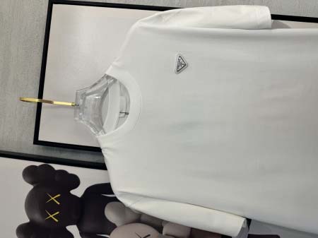 2025年4月4日入荷新作Prada半袖 Tシャツ高級品/LD工場