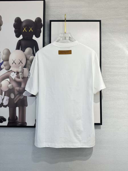 2025年4月4日入荷新作Louis Vuitton半袖 Tシャツ高級品/LD工場