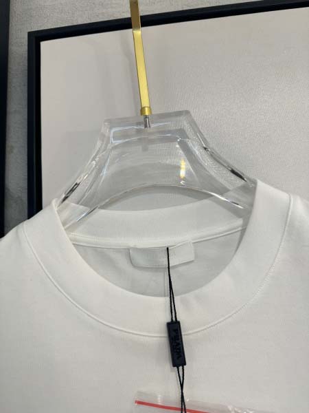 2025年4月4日入荷新作Prada半袖 Tシャツ高級品/LD工場