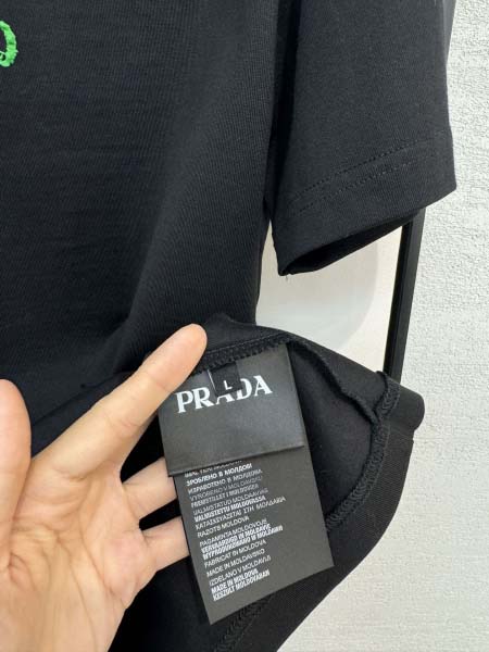 2025年4月4日入荷新作Prada半袖 Tシャツ高級品/LD工場