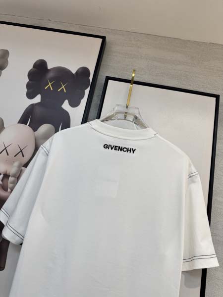 2025年4月4日入荷新作GIVENCHY 半袖 Tシャツ高級品/LD工場