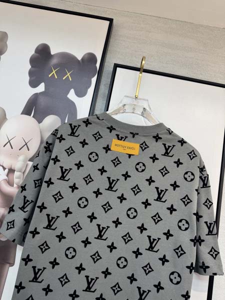 2025年4月4日入荷新作Louis Vuitton半袖 Tシャツ高級品/LD工場