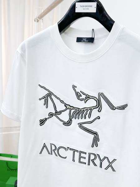 2025年4月4日入荷新作ARCTERYX半袖 Tシャツ高級品/LD工場
