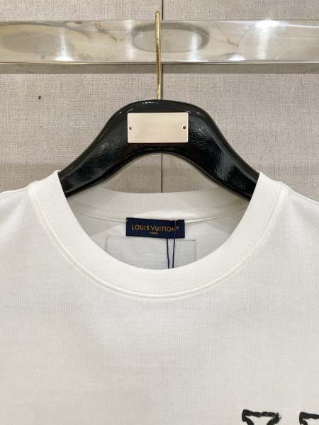 2025年4月4日入荷新作Louis Vuitton半袖 Tシャツ高級品/LD工場