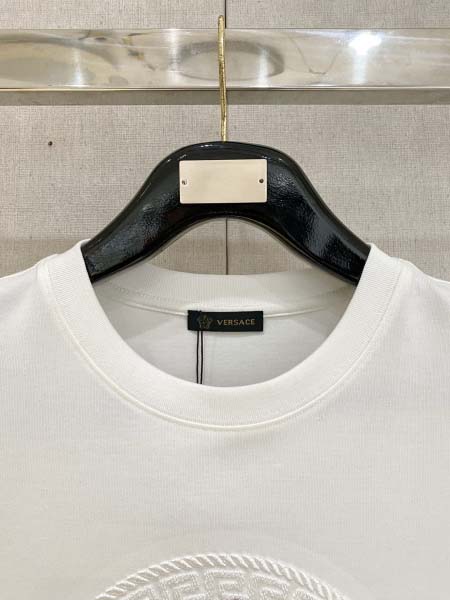 2025年4月4日入荷新作Versace半袖 Tシャツ高級品/LD工場