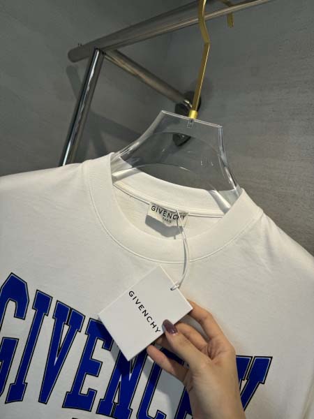 2025年4月4日入荷新作Givenchy半袖 Tシャツ高級品/LD工場