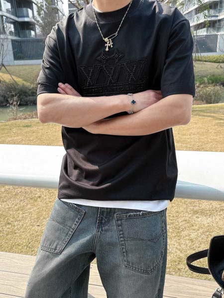 2025年4月4日入荷新作Louis Vuitton半袖 Tシャツ高級品/LD工場