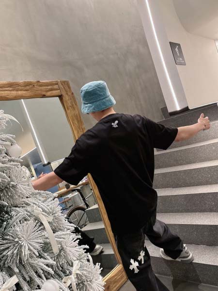 2025年4月4日入荷新作burberry半袖 Tシャツ高級品/LD工場