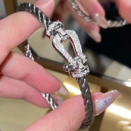 2025年4月4日入荷新品Fredブレスレットギフト/誕生日/記念品/アクセサリーxin工場