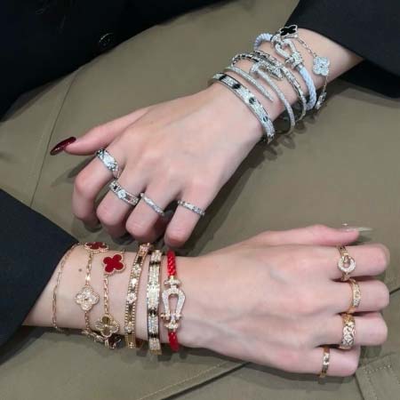 2025年4月4日入荷新品Fredブレスレットギフト/誕生日/記念品/アクセサリーxin工場