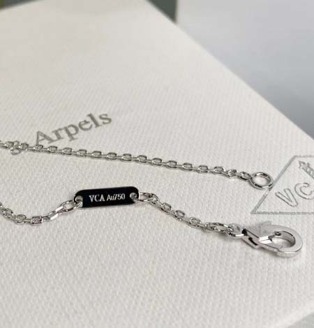 2025年4月4日入荷新品van cleef & arpelsネックレスギフト/誕生日/記念品/アクセサリーxin工場