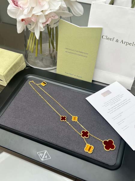 2025年4月4日入荷新品van cleef & arpelsネックレスギフト/誕生日/記念品/アクセサリーxin工場