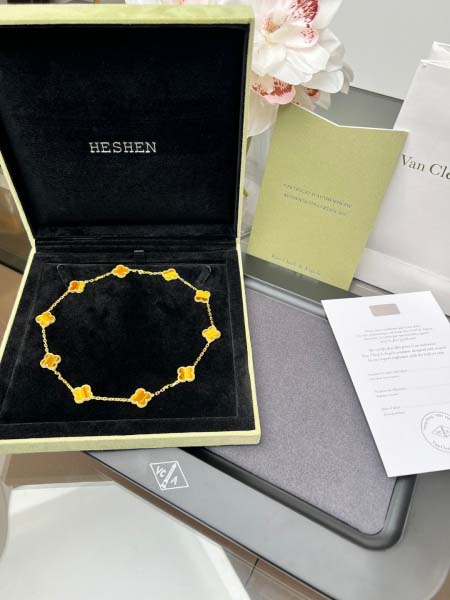 2025年4月4日入荷新品van cleef & arpelsネックレスギフト/誕生日/記念品/アクセサリーxin工場