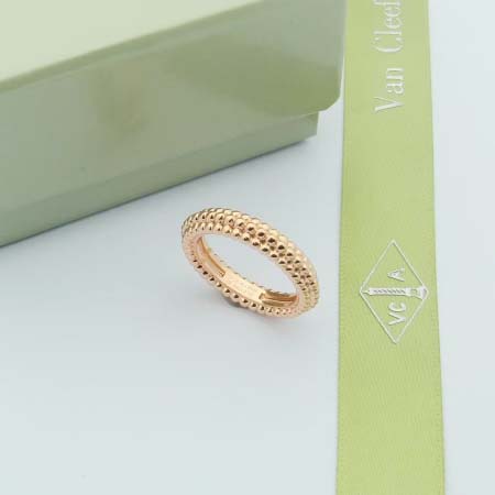 2025年4月4日入荷新品van cleef & arpels指輪ギフト/誕生日/記念品/アクセサリーxin工場