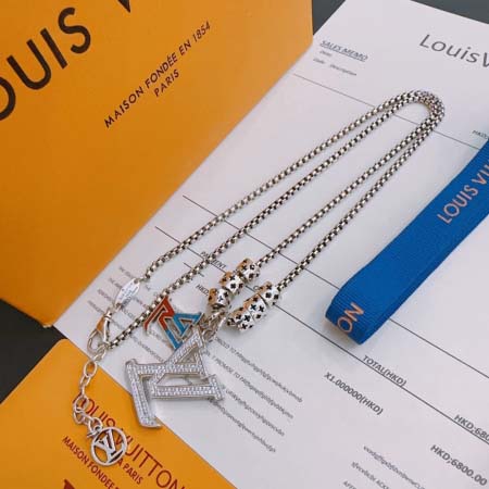 2025年4月4日入荷新品Louis Vuittonネックレスギフト/誕生日/記念品/アクセサリーxin工場