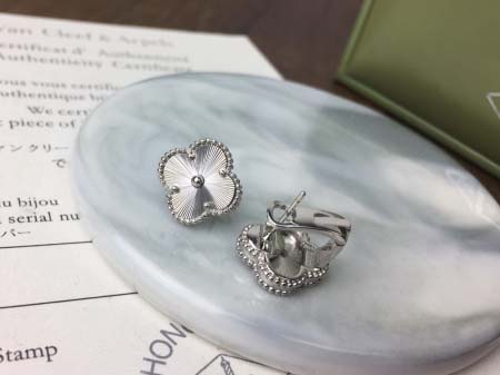 2025年4月4日入荷新品van cleef & arpelsギフト/誕生日/記念品/アクセサリーxin工場