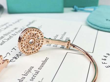 2025年4月4日入荷新品Tiffany腕輪/ブレスレットギフト/誕生日/記念品/アクセサリーxin工場