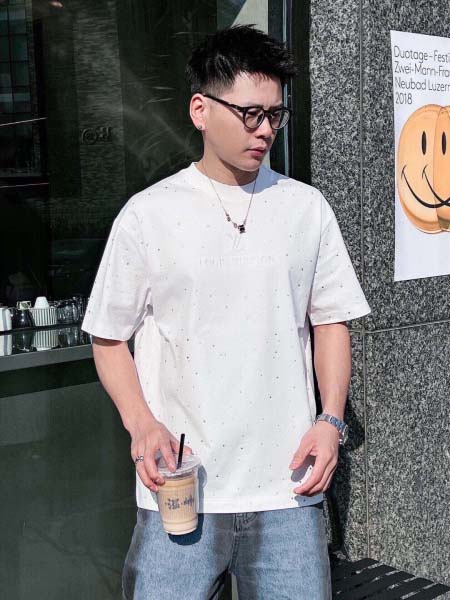 2025年4月6日入荷新作Louis Vuitton半袖 Tシャツ高級品/LD工場