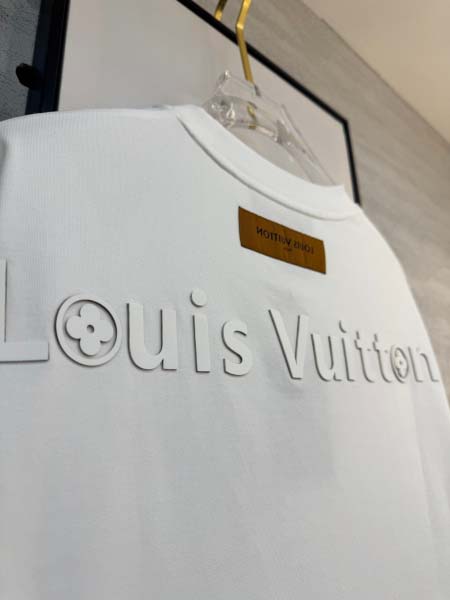 2025年4月6日入荷新作Louis Vuitton半袖 Tシャツ高級品/LD工場
