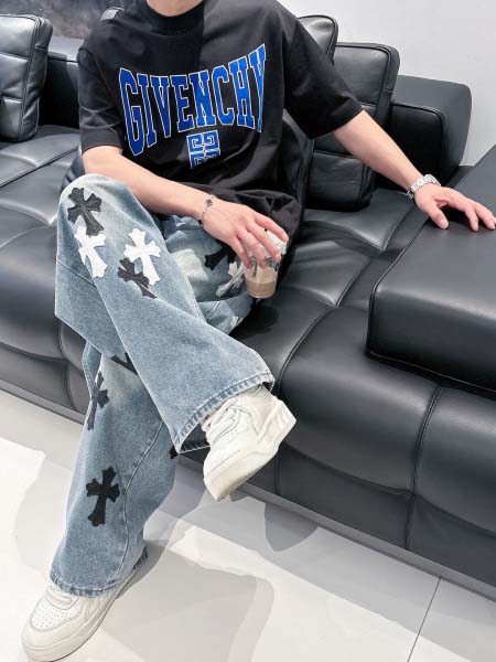 2025年4月6日入荷新作Givenchy半袖 Tシャツ高級品/LD工場