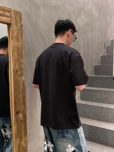 2025年4月6日入荷新作BALENCIAGA半袖 Tシャツ高級品/LD工場