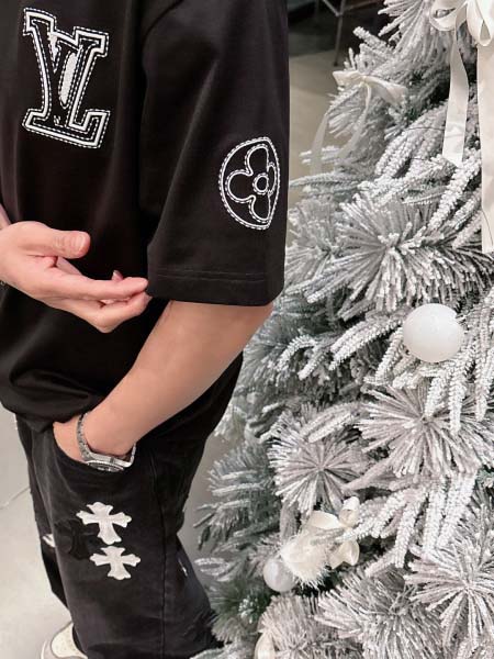 2025年4月6日入荷新作Louis Vuitton半袖 Tシャツ高級品/LD工場