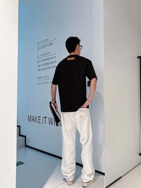 2025年4月6日入荷新作Louis Vuitton半袖 Tシャツ高級品/LD工場