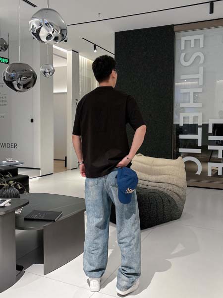 2025年4月6日入荷新作Fendi半袖 Tシャツ高級品/LD工場