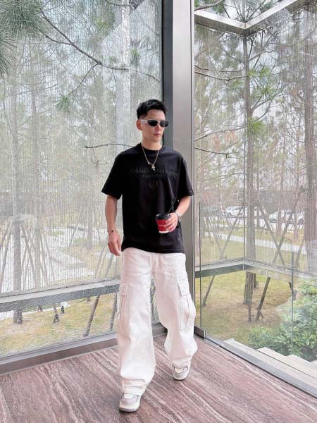 2025年4月6日入荷新作Louis Vuitton半袖 Tシャツ高級品/LD工場