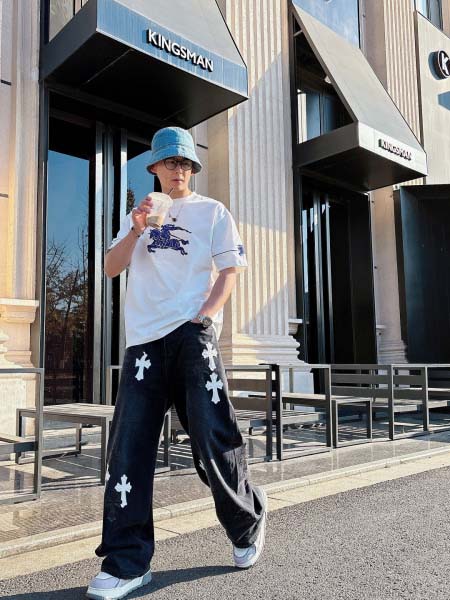 2025年4月6日入荷新作BURBERRY半袖 Tシャツ高級品/LD工場