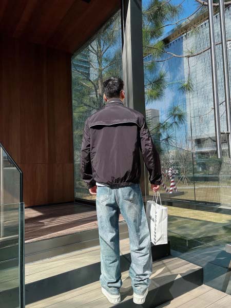 2025年4月8日入荷新作Gucciジャケット高級品/LD工場