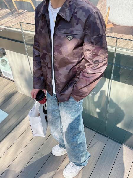 2025年4月8日入荷新作Pradaジャケット高級品/LD工場