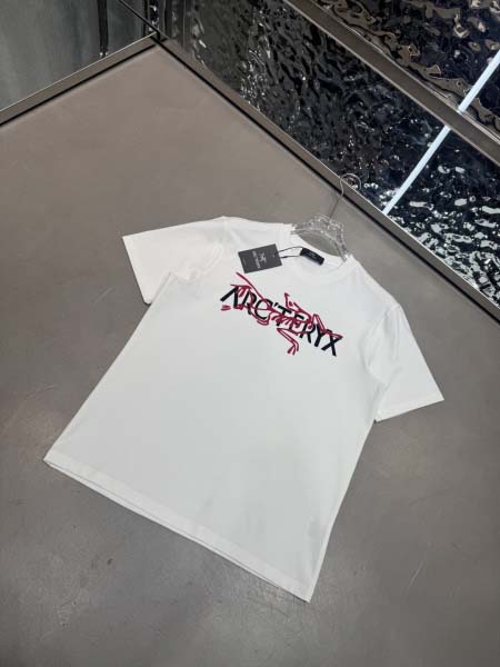 2025年4月9日入荷新作ARCTERYX半袖 Tシャツ高級品/MP工場