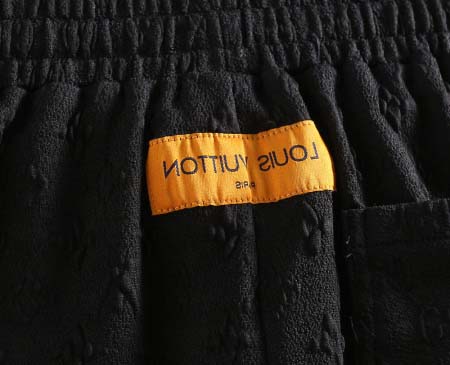 2025年4月9日入荷新作Gucci半ズボン定番で人気/yich工場