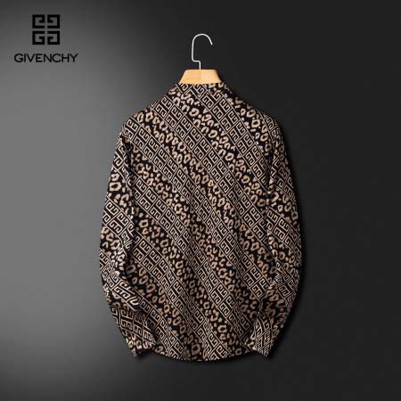 2025年4月9日入荷新作Givenchy 夏 上下セット メンズ誕生日プレゼントは高級感/yich工場