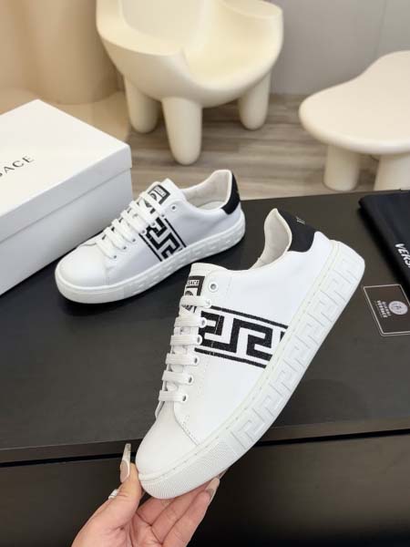 2025年4月10日入荷新品VERSACEおすすめ人気メンズ靴本革製ギフト/誕生日/TL工場