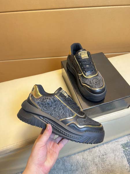 2025年4月11日入荷新品Versaceカジュアルシューズ/スニーカー｜メンズ革靴本革製ギフト/誕生日/TL工場