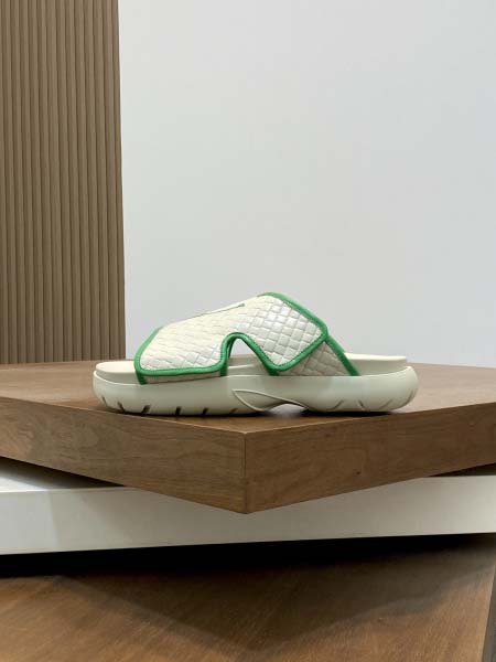 2025年4月11日入荷新品Botteg Venettaスリッパ｜メンズ革靴本革製ギフト/誕生日/TL工場